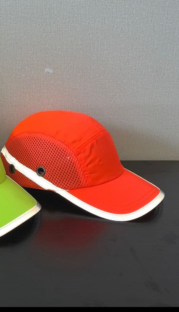 High-Visibility Work Cap — photo 2
